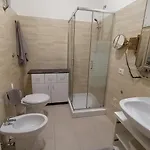 招待所 Matrimoniale Mt Con Bagno In Comune