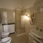 招待所 Matrimoniale Mt Con Bagno In Comune 诺伊卡塔罗