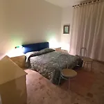 Casa de hóspedes Matrimoniale Mt Con Bagno In Comune *