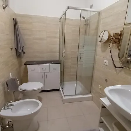 בית הארחה Matrimoniale Mt Con Bagno In Comune