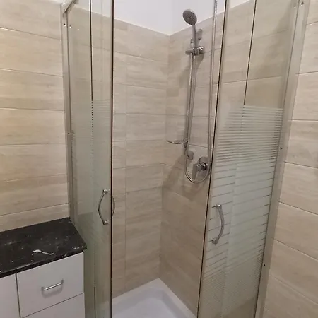Matrimoniale Mt Con Bagno In Comune