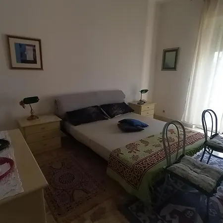 Matrimoniale Mt Con Bagno In Comune Pensión *